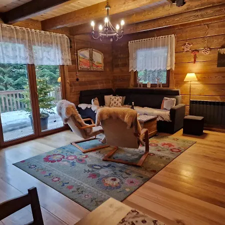 Lesnica Ze Ferienhaus