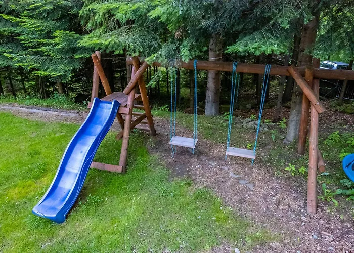 Leśnica Ze Dom wakacyjny *